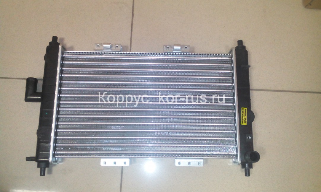 Радиатор системы охлаждения (мкпп) (0.8) для Chevrolet / daewoo Matiz